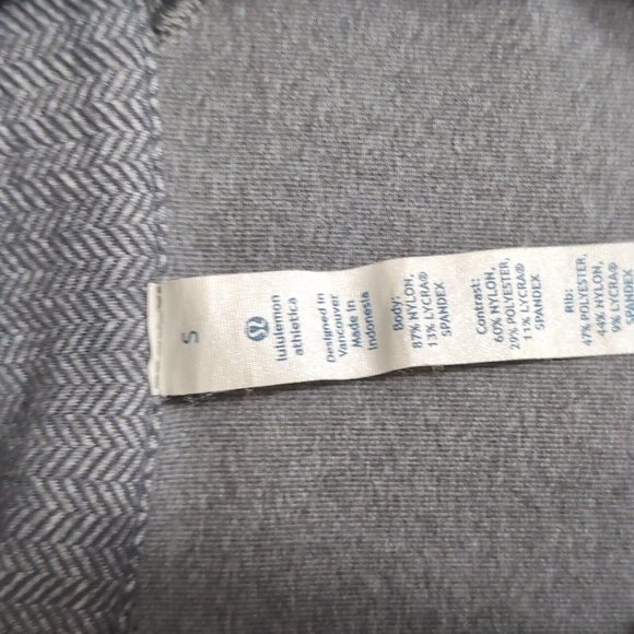 Lululemon Kung Fu Jacket II Size Small in Heathered Slate 2011 Gym Workout - Picture 6 of 14